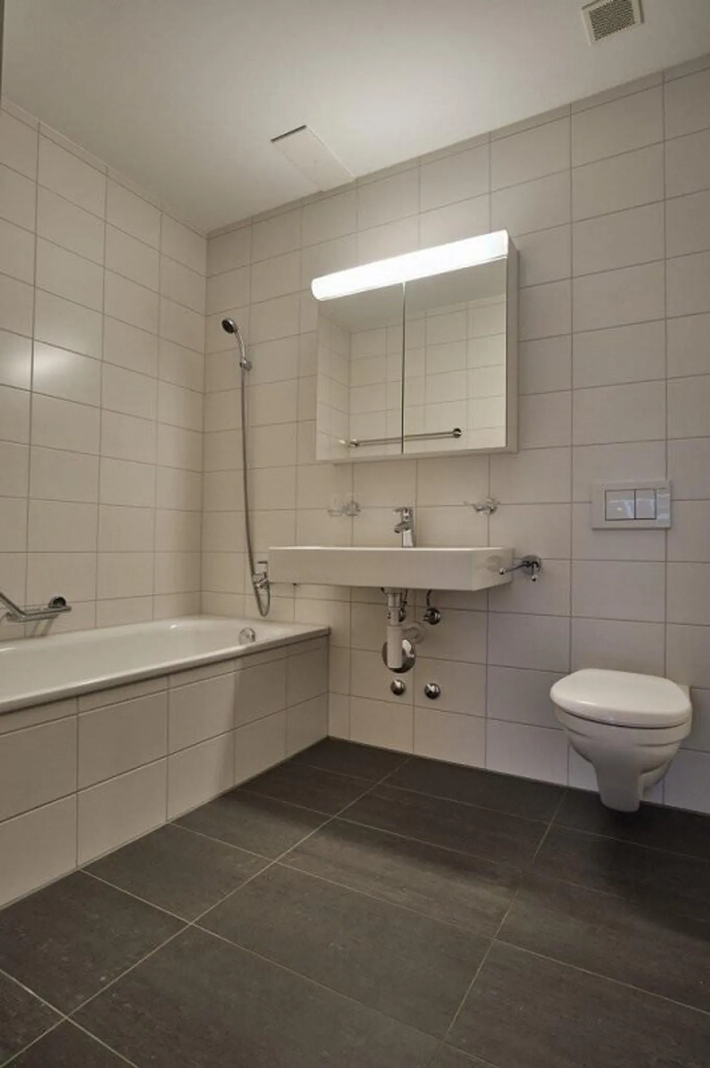 Ihre neue Familienwohnung mit Gartensitzplatz - Foto 12 von 12