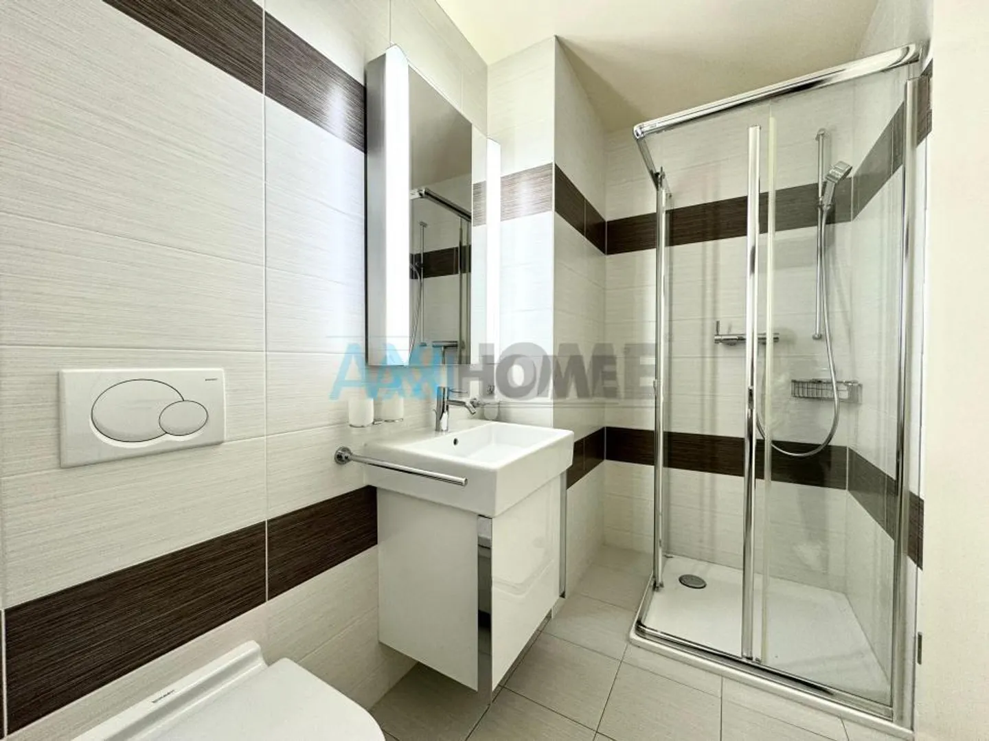 Magnifico attico con terrazza vista lago - Foto 10 di 15