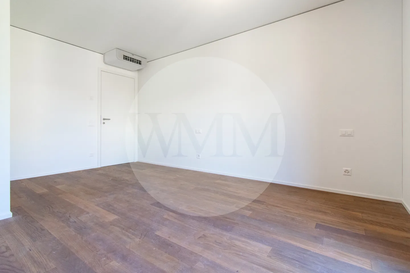 Appartement élégant avec terrasse et belle vue dégagée - Photo 11 sur 15