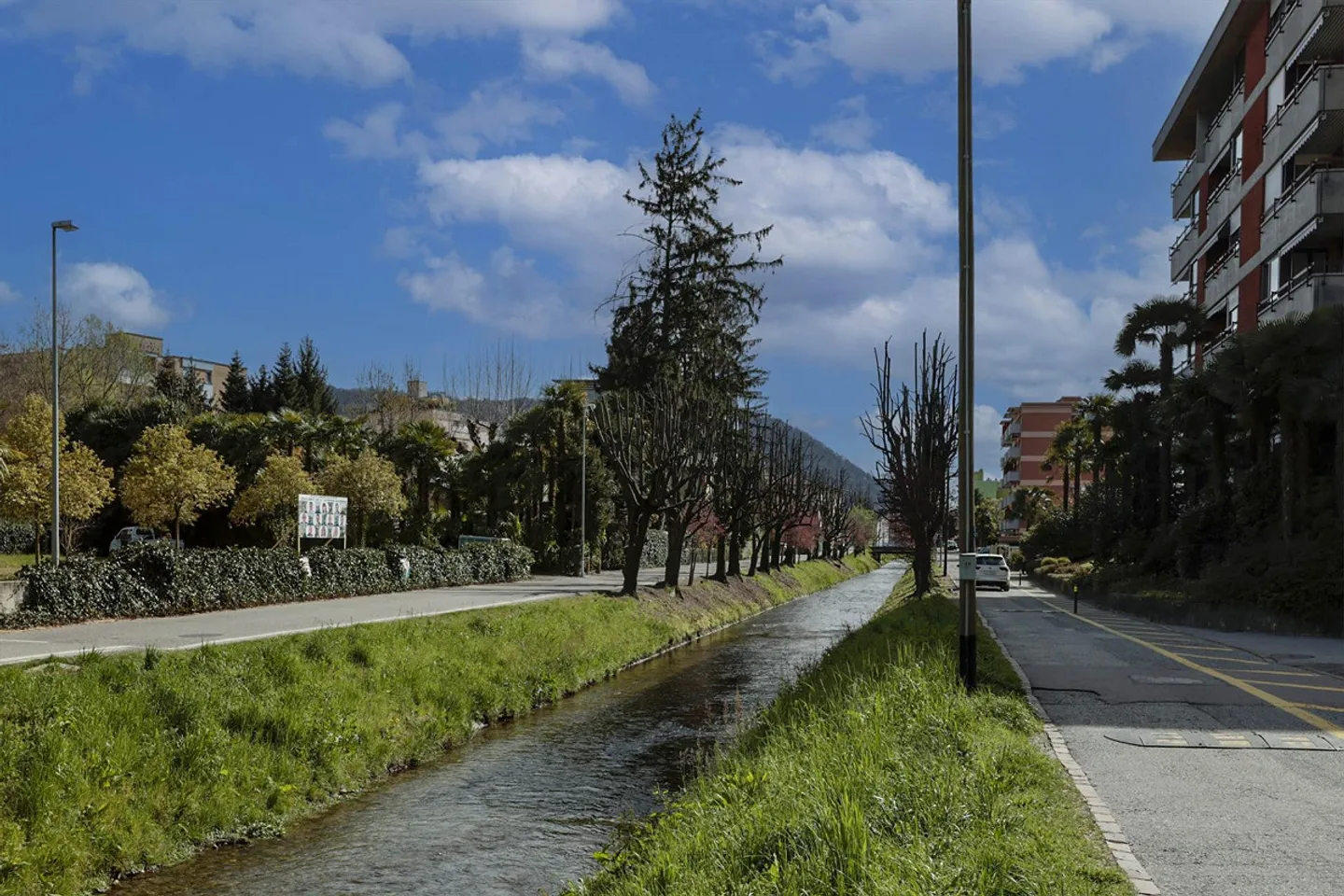 TASSO 1.07 - ACCOGLIENTE APPARTAMENTO DI 3,5 STANZE CON BALCONE AD AGNO - Foto 9 di 9