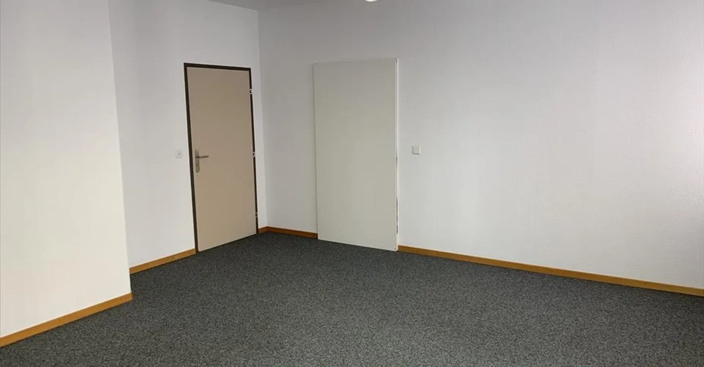 Büro zu vermieten von 27m2 in der Nähe des Marktplatzes in La Chaux-de-Fonds - Foto 5 von 7