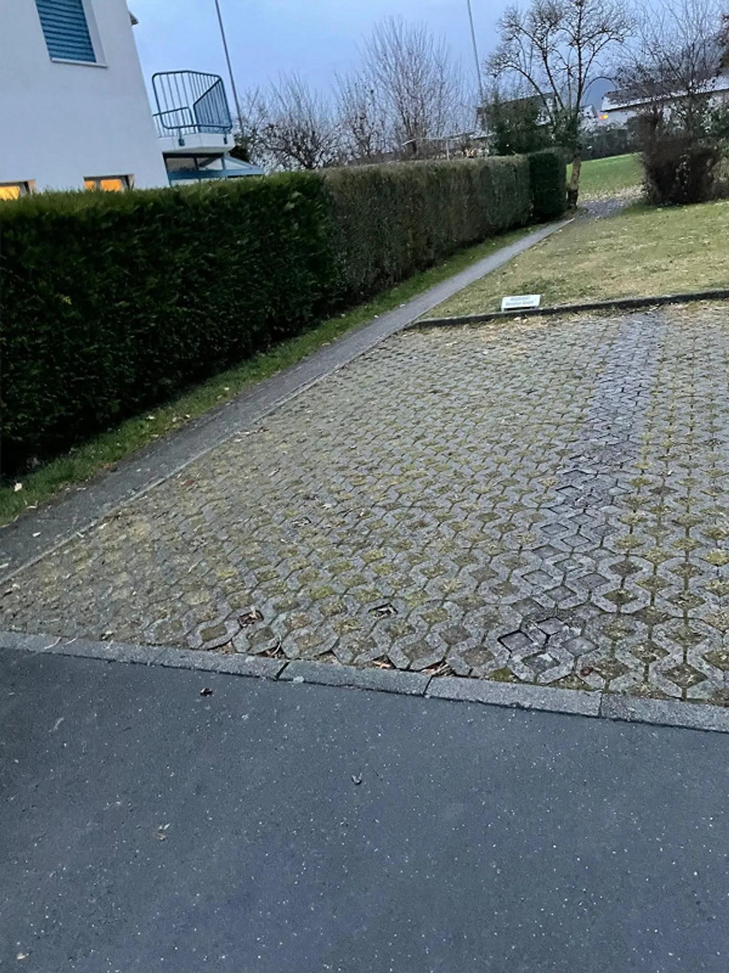 Place de parking à Kriens - Photo 1 sur 2