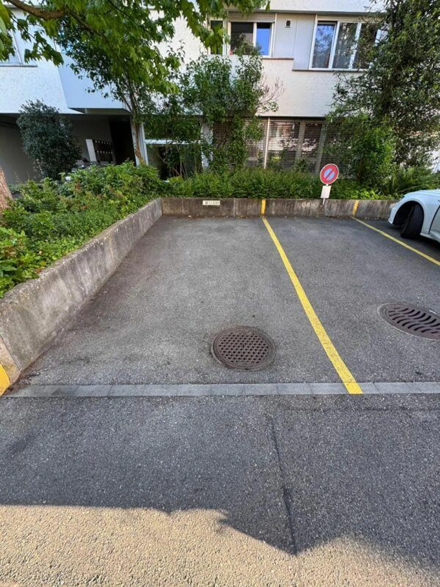 Outdoor parking space in Länggasse - Photo 2 of 2