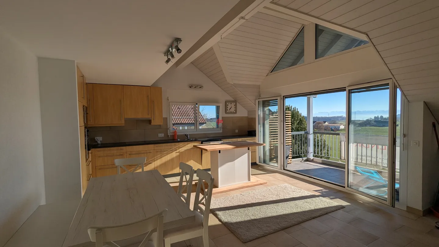 Maisonette Apartment - Photo 13 of 15