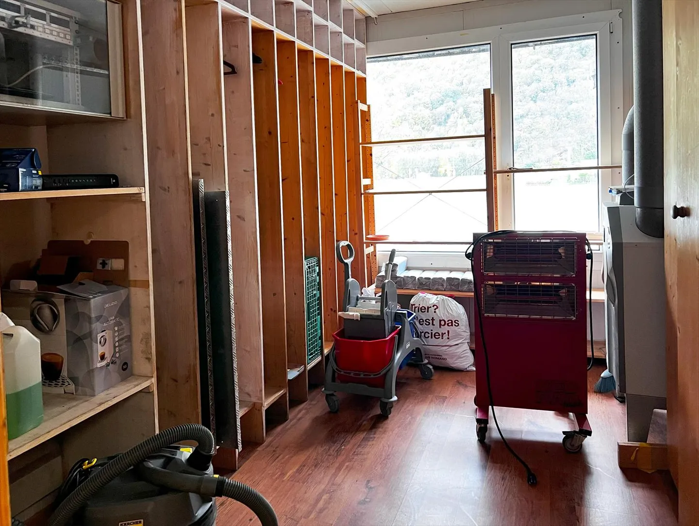 Office - Photo 11 of 12