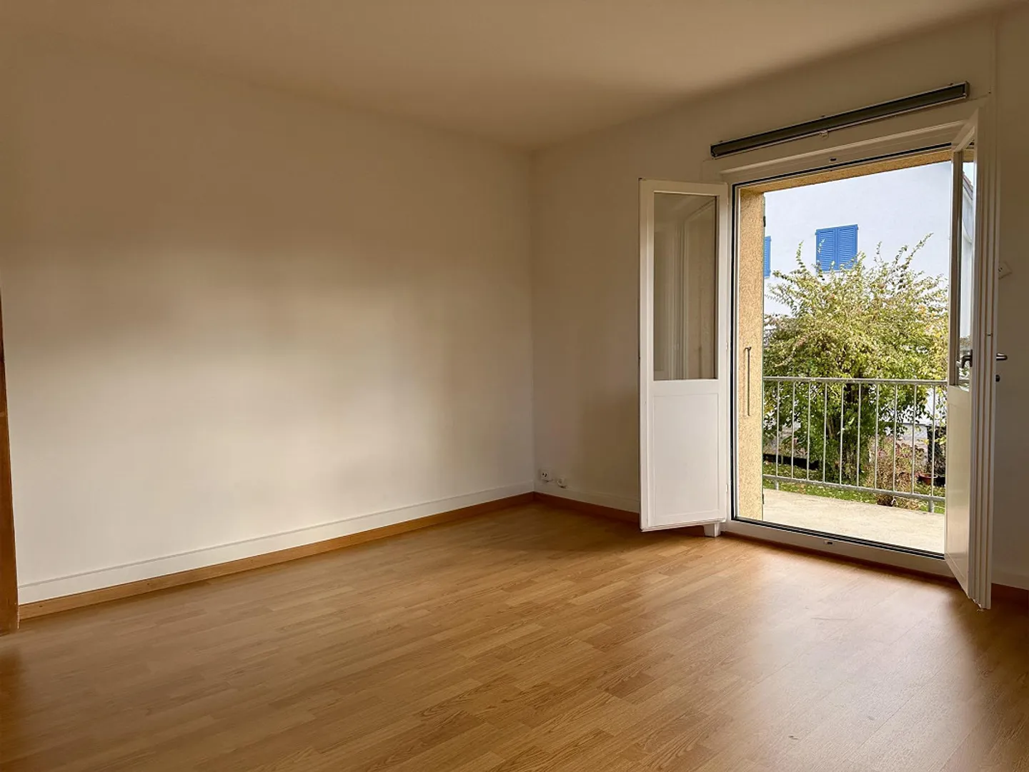 Central living in a two-family house in Zollikofen - Photo 5 of 12