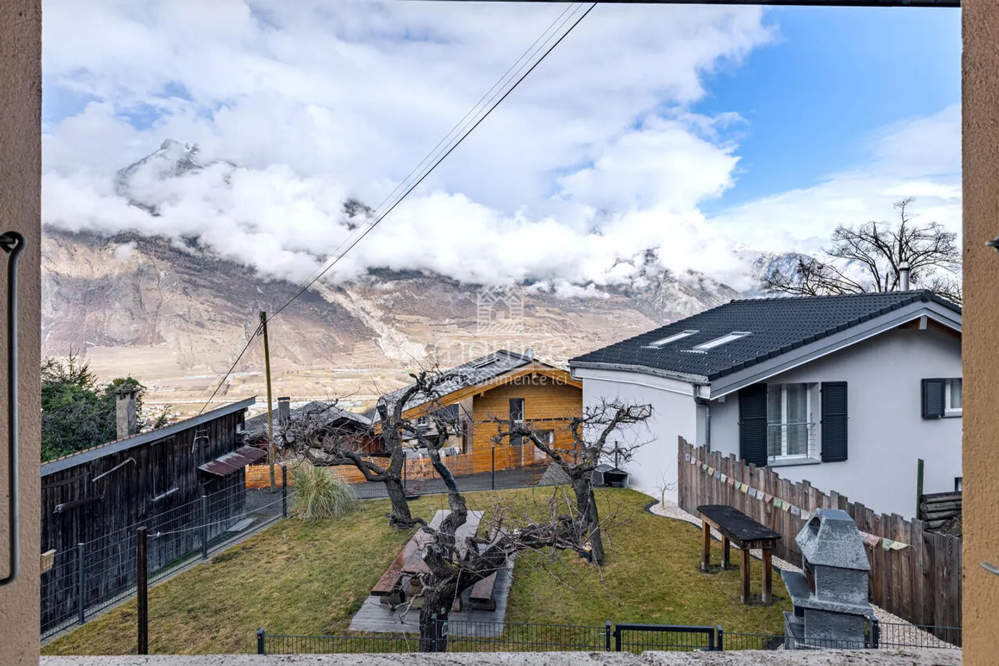 Charmantes Reihenhaus mit Atemberaubendem Blick - Foto 9 von 14