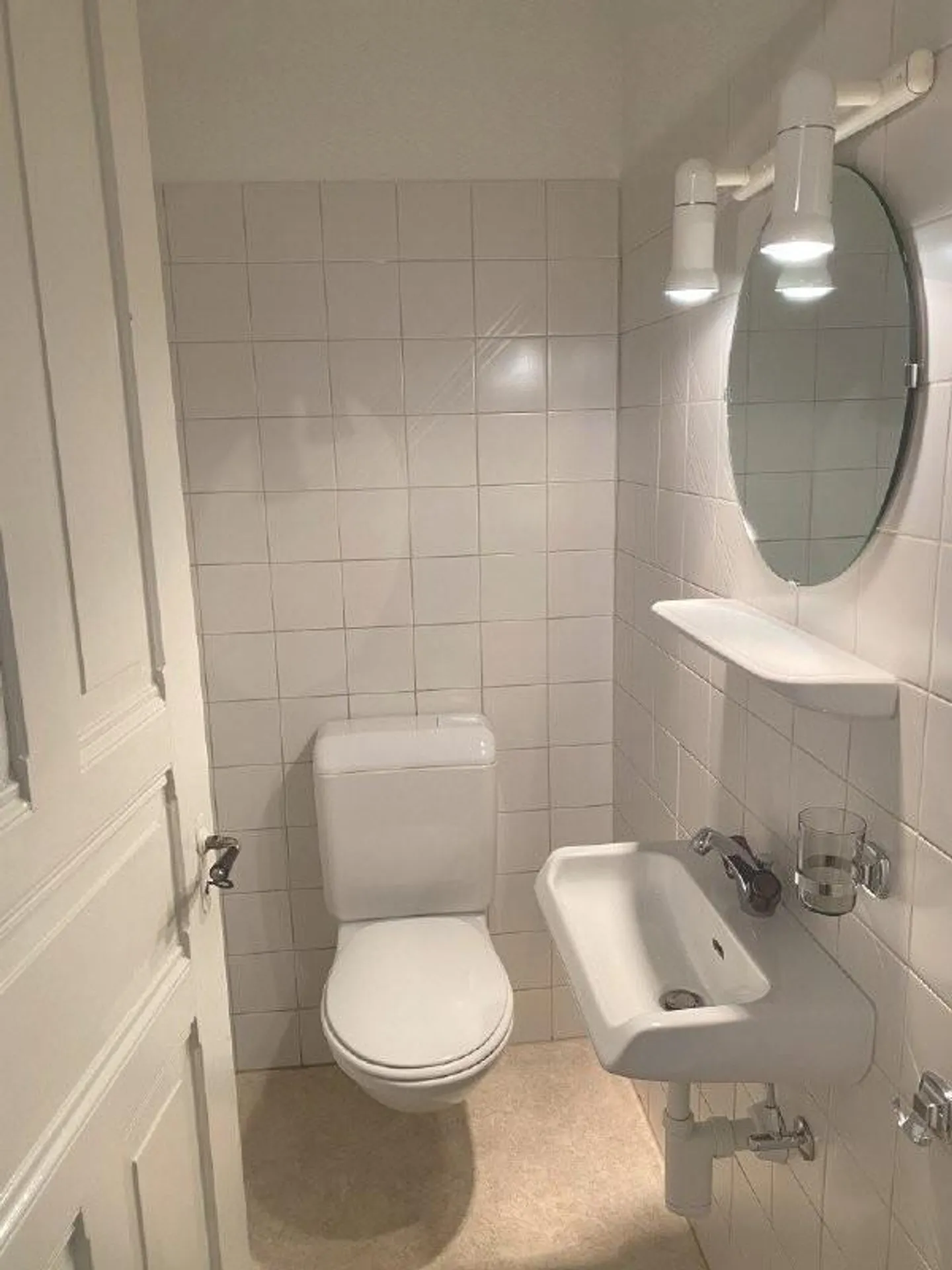 Appartamento di 3 stanze in un vecchio edificio - Foto 5 di 7