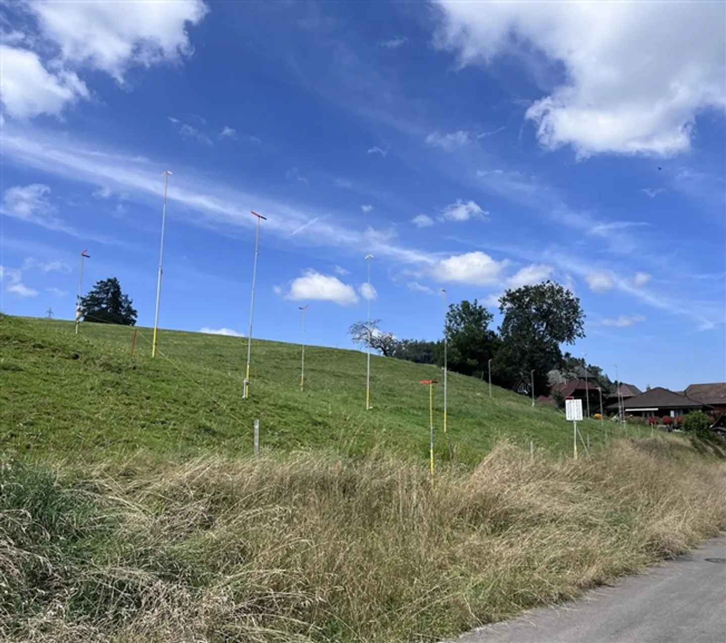 Land for sale in Huttwil, Switzerland - Photo 1 of 2