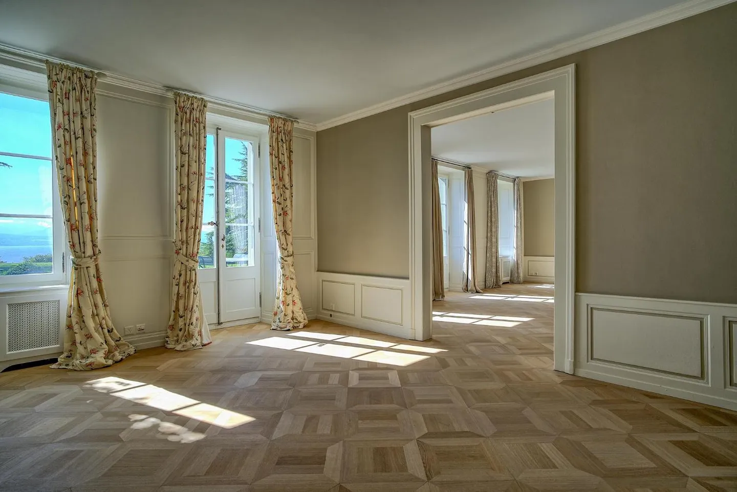 Villa Éblouissante avec Vue Lac - Photo 4 sur 4