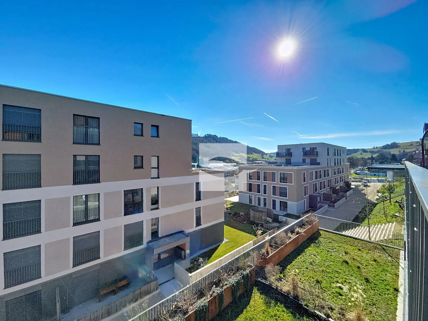 Bright 4.5 Room Apartment - Photo 1 of 11