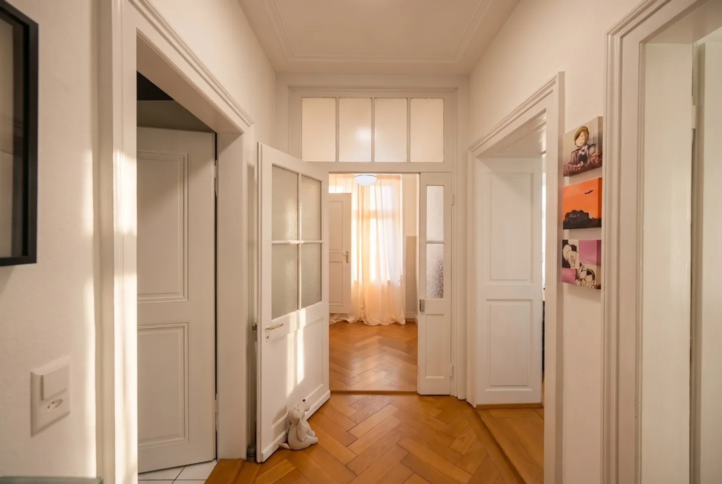 Elegant Townhouse in Basel - Photo 4 of 4