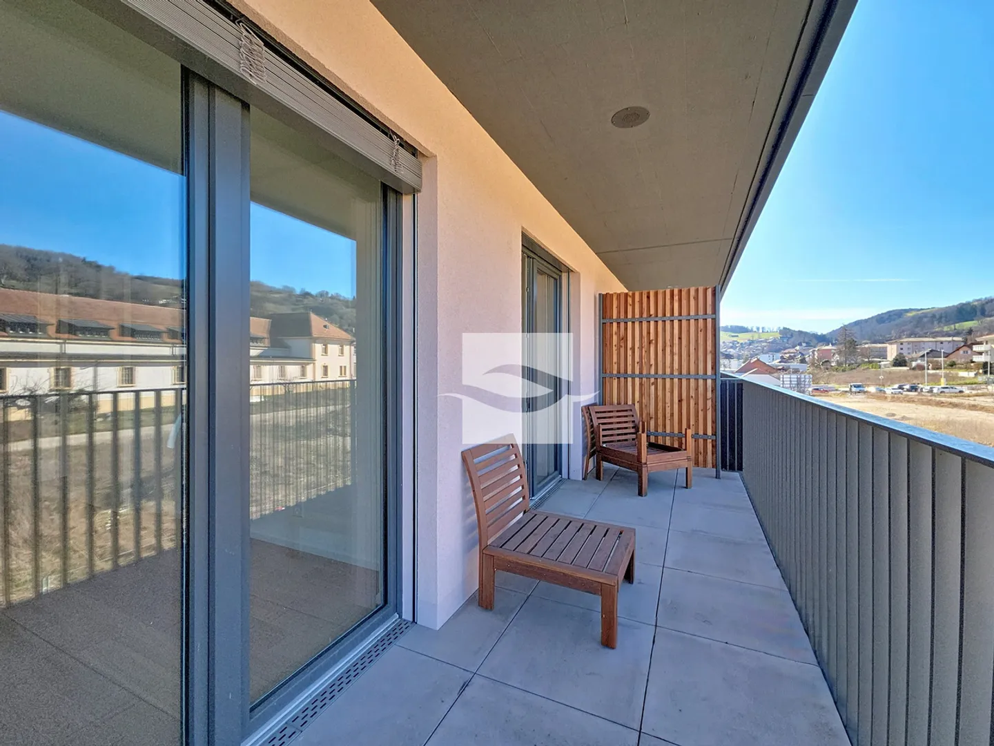 Bright 4.5 Room Apartment - Photo 11 of 11