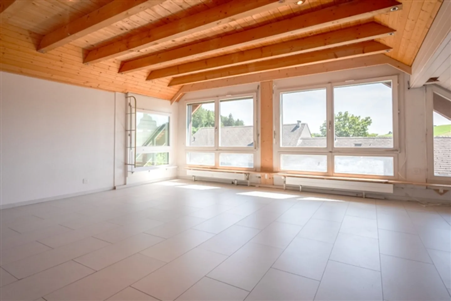 Appartamento duplex di 158 m² a Mühleberg - Vicino alla città e tranquillo - Foto 5 di 14