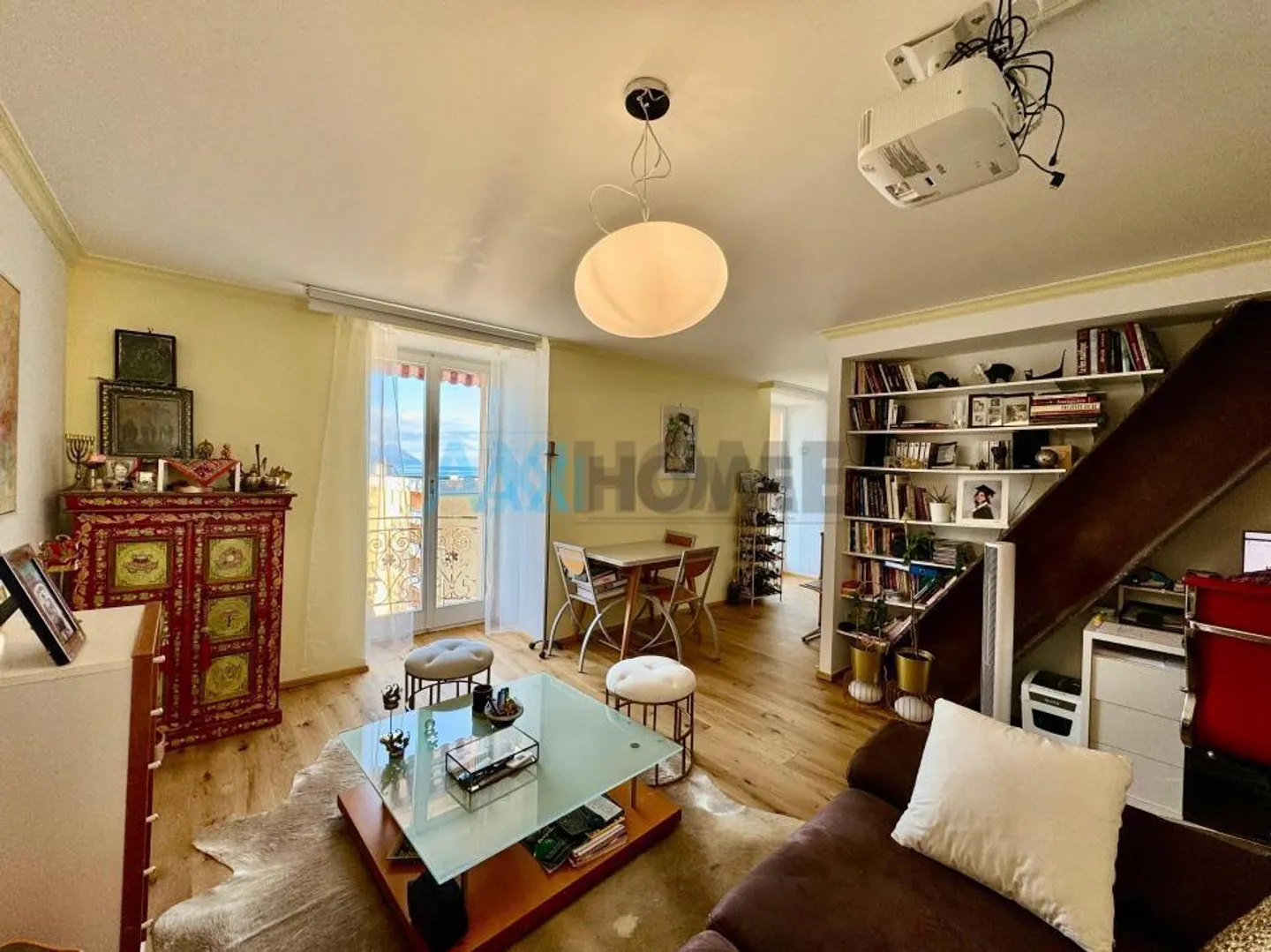 EXCLUSIVELY, just steps from the lake with exceptional views - Photo 4 of 14