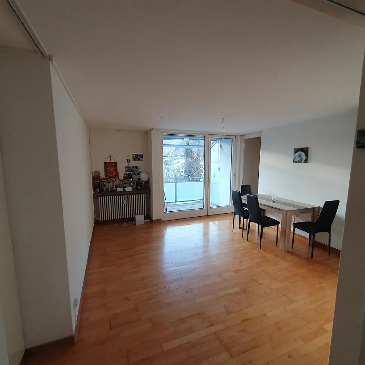 Helle 3 Zimmer Wohnung mit Balkon in Chur zu vermieten - Foto 1 von 9