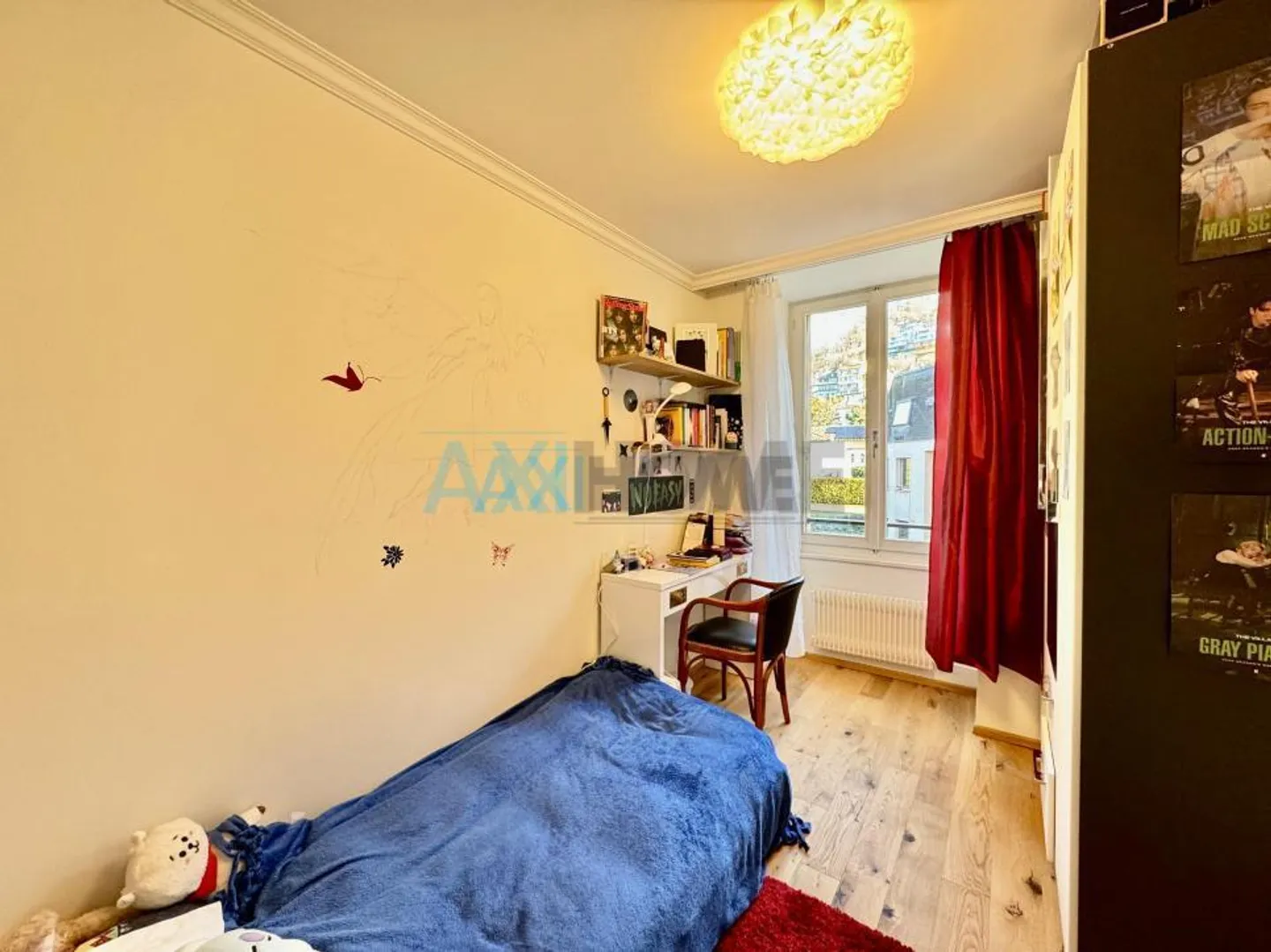 EXCLUSIVELY, just steps from the lake with exceptional views - Photo 13 of 14