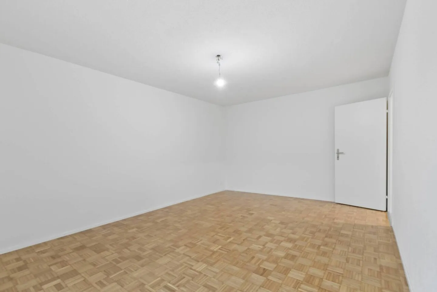 Apartment for rent - Photo 5 of 10