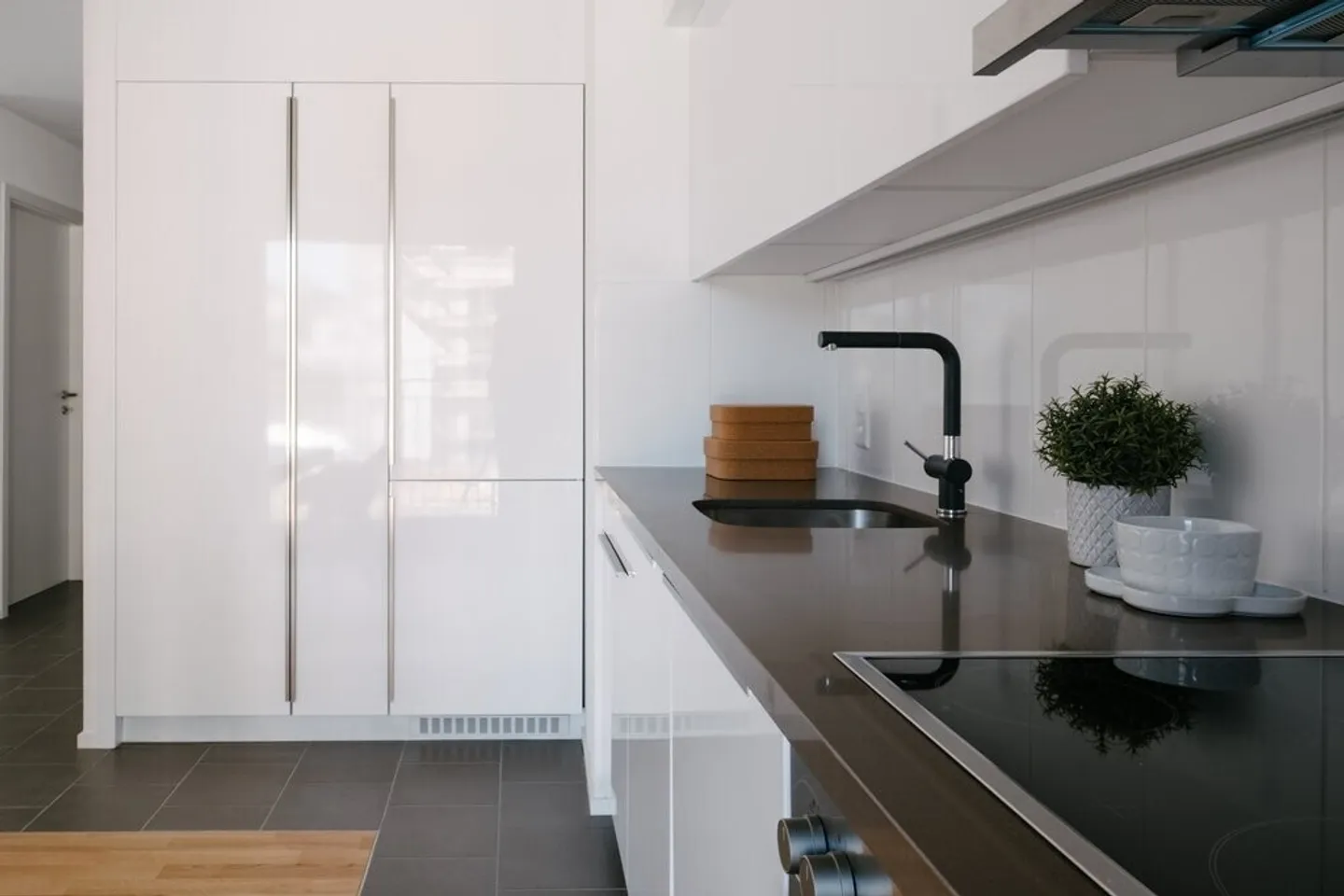 A saisir ! Sublime logement dans le quartier des Arsenaux ! - Photo 4 sur 9