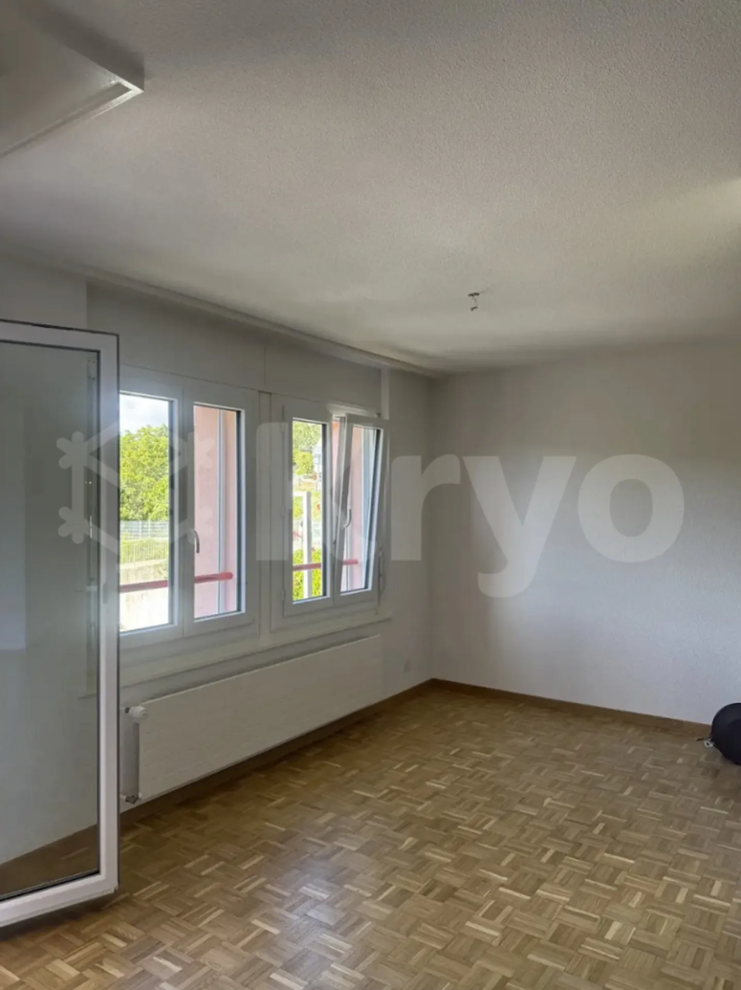 Spacious and bright 3.5-room apartment - Photo 8 of 8