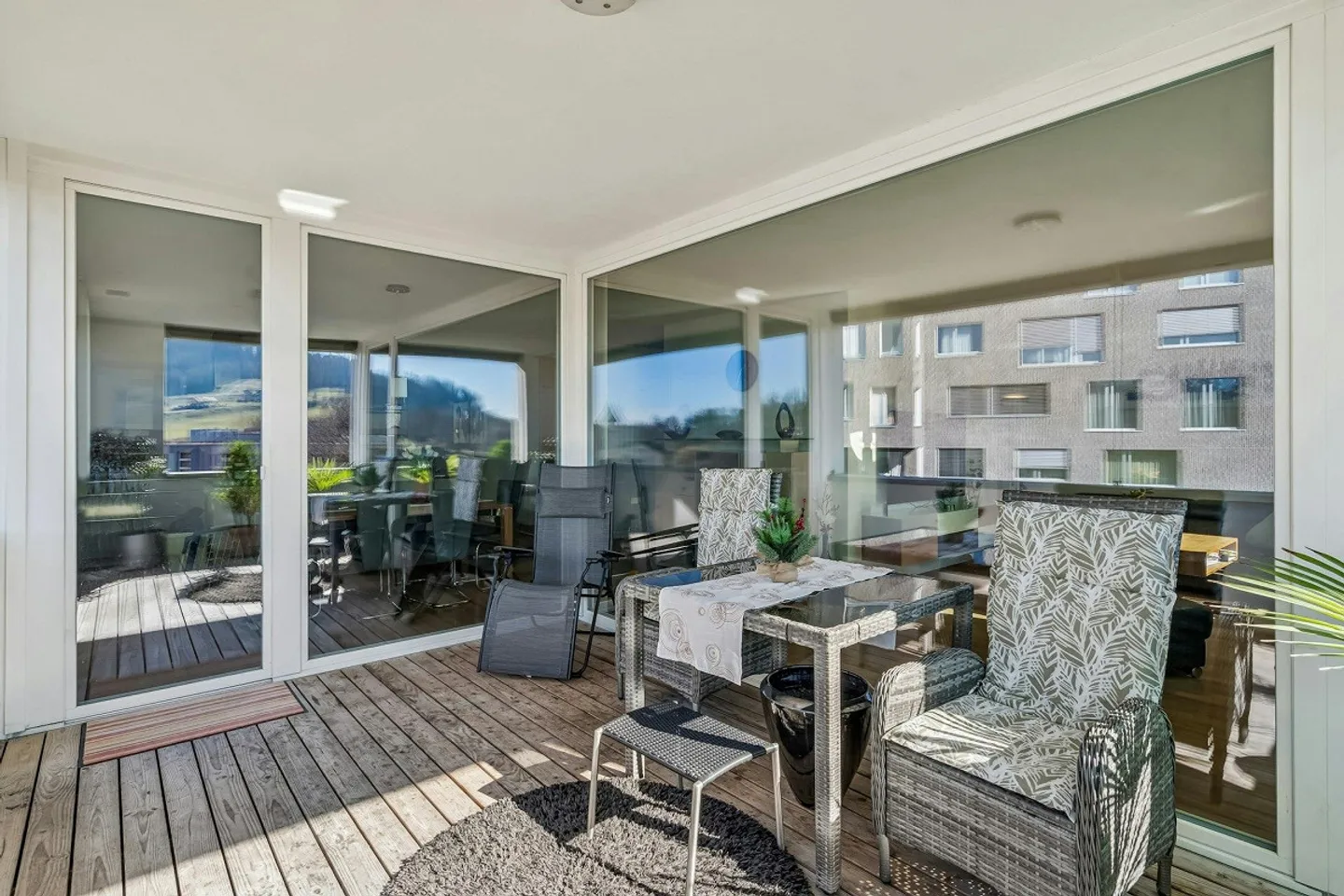 Living with a View - 4½-Room Apartment in Claridapark, 8636 Wald - Photo 5 of 12