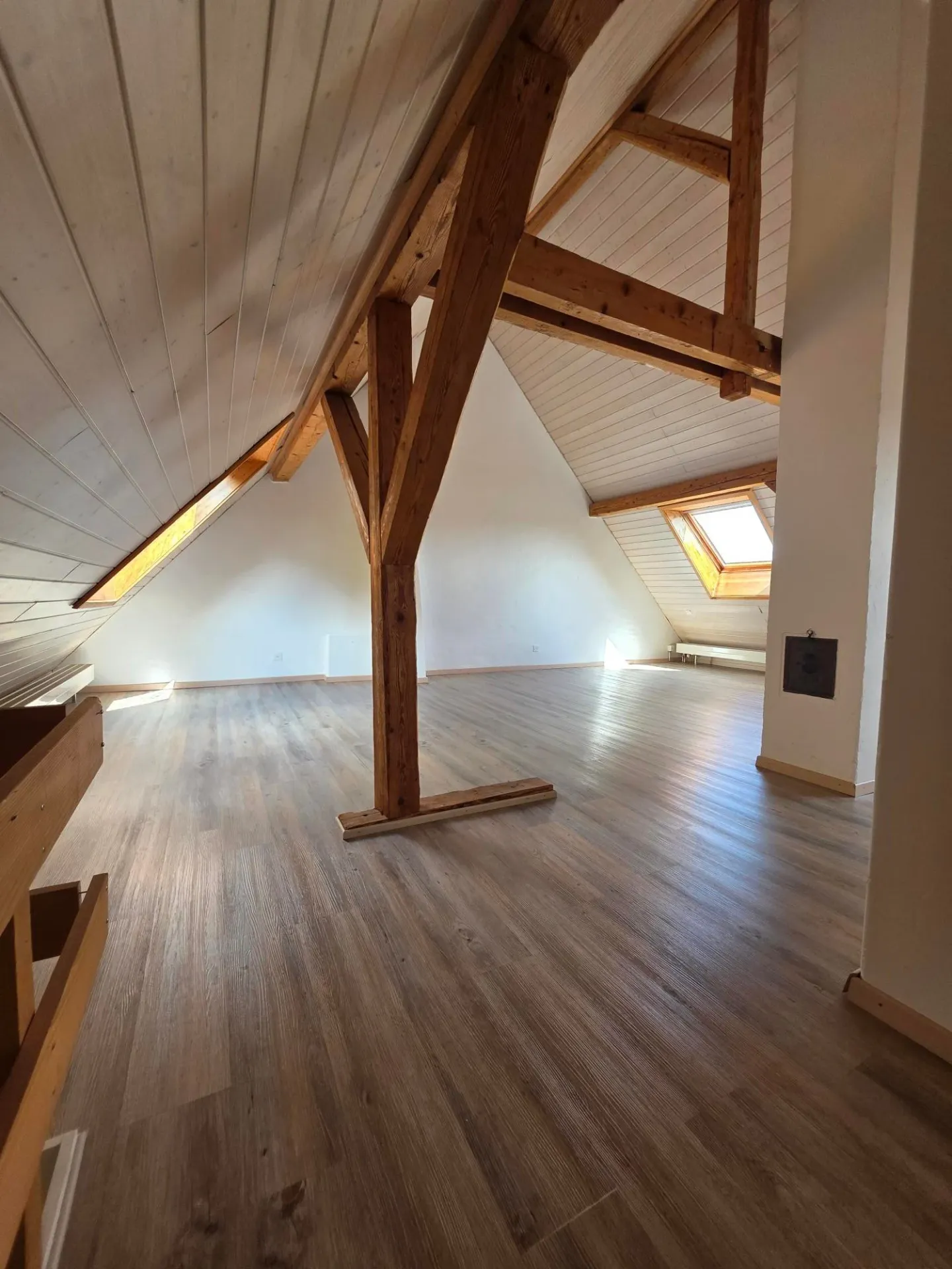 3.5 room apartment with gallery - Photo 2 of 12