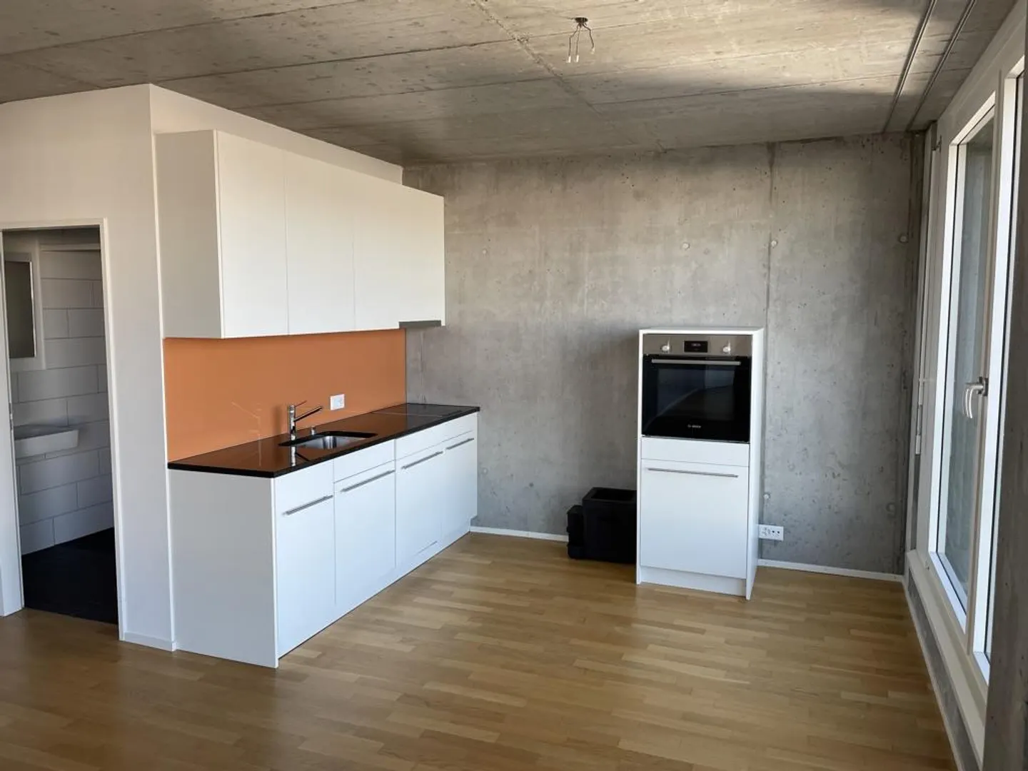 Modernes Apartment beim Bahnhof - Foto 1 von 5