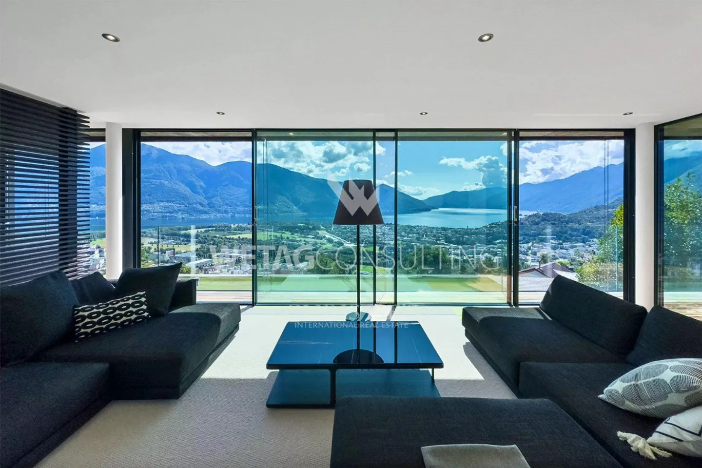 Attico moderno con vista panoramica in vendita a Locarno Monti - Foto 12 di 13