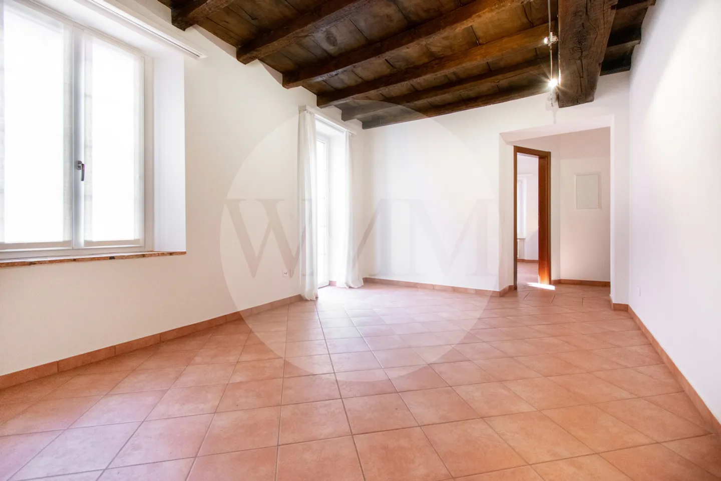 Charming 4.5 Room Apartment in Characteristic House - Photo 3 of 16