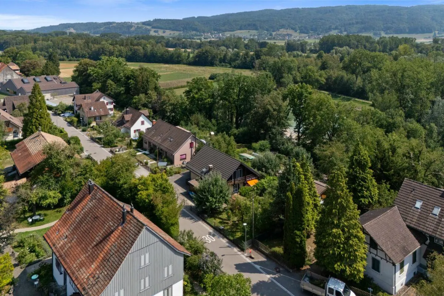 Proprietà idilliaca con molto terreno e privacy - Foto 3 di 22