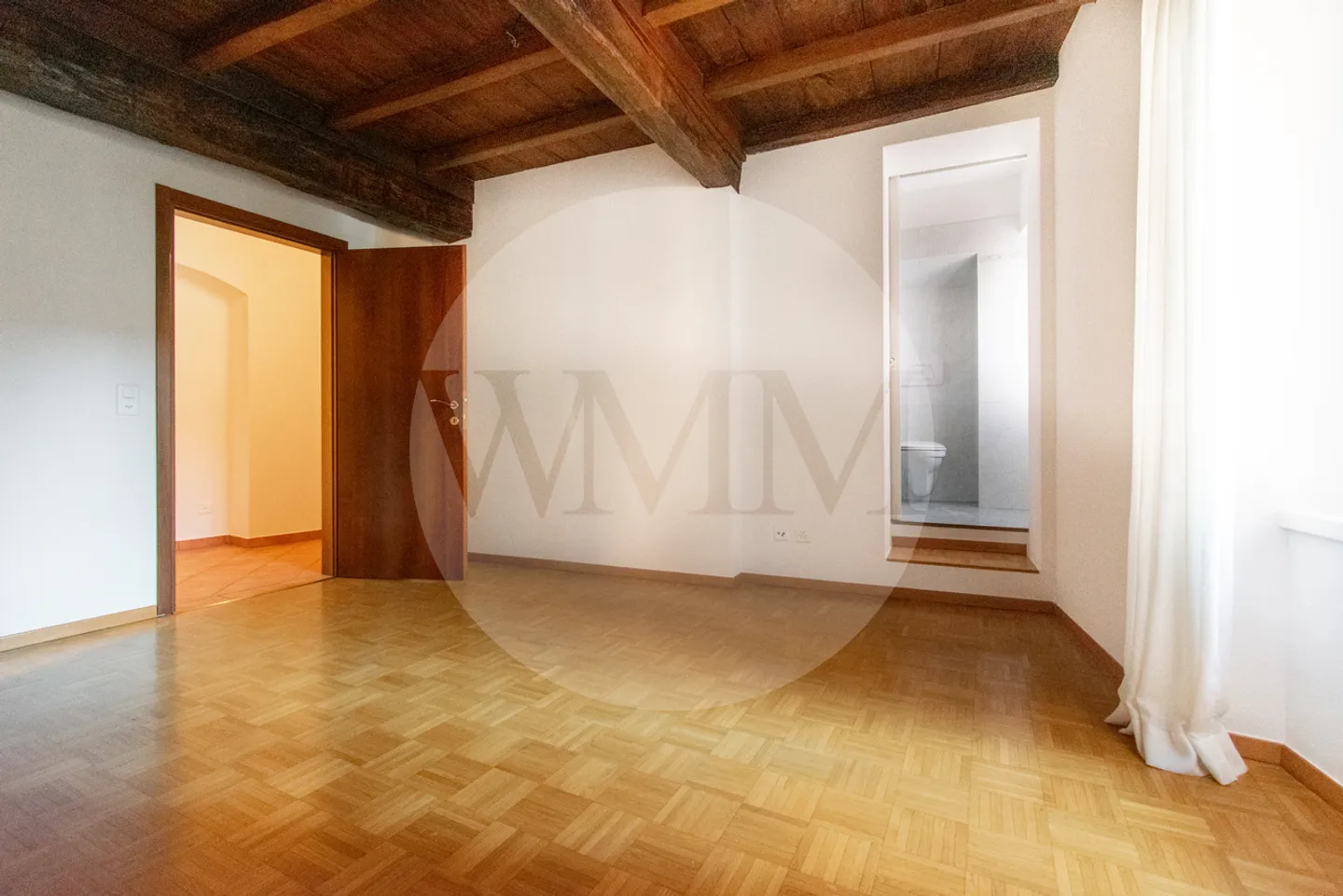 Charming 4.5 Room Apartment in Characteristic House - Photo 6 of 16