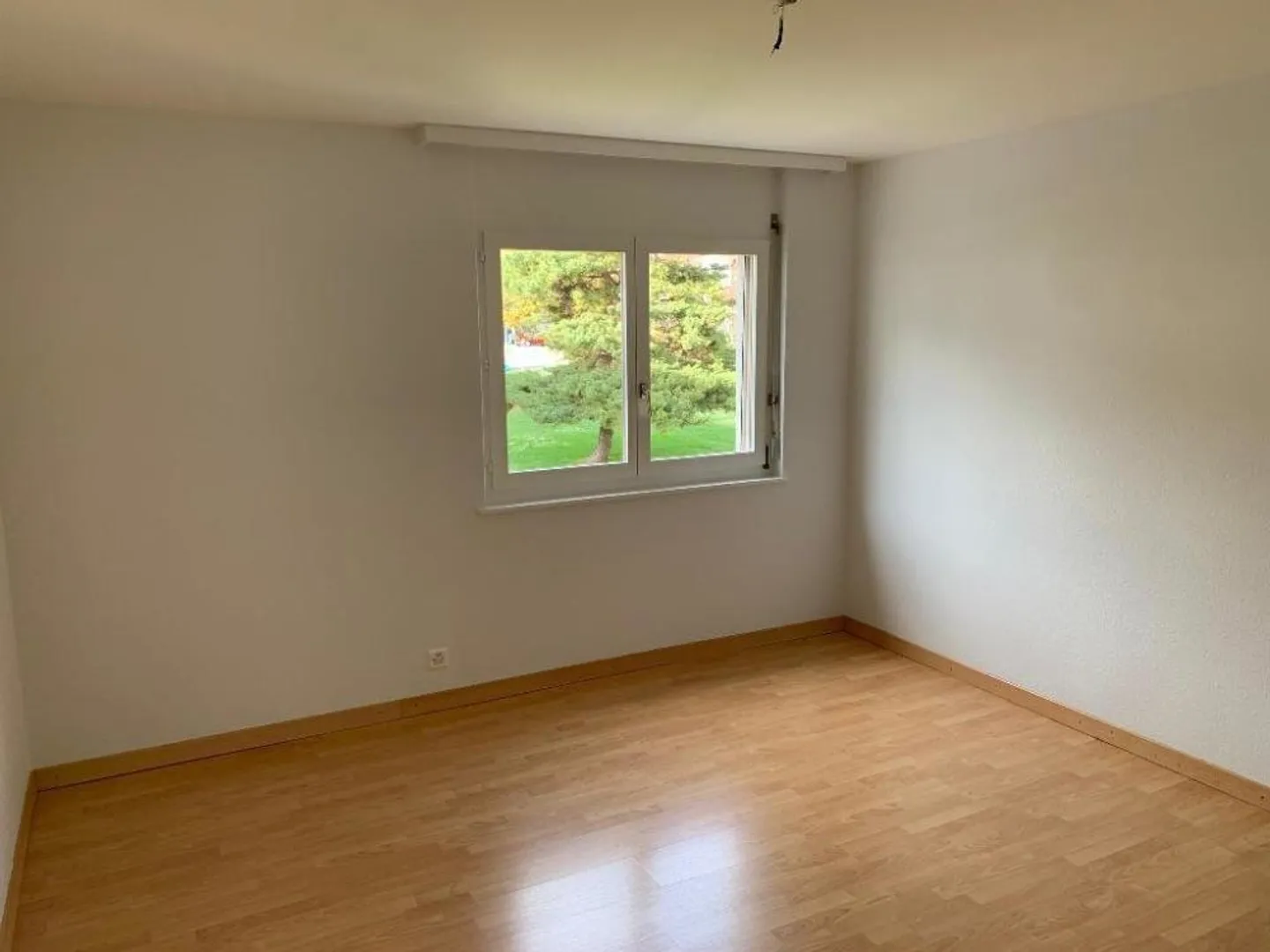 SCHÖNE WOHNUNG 4.5 ZIMMER - Foto 4 von 7