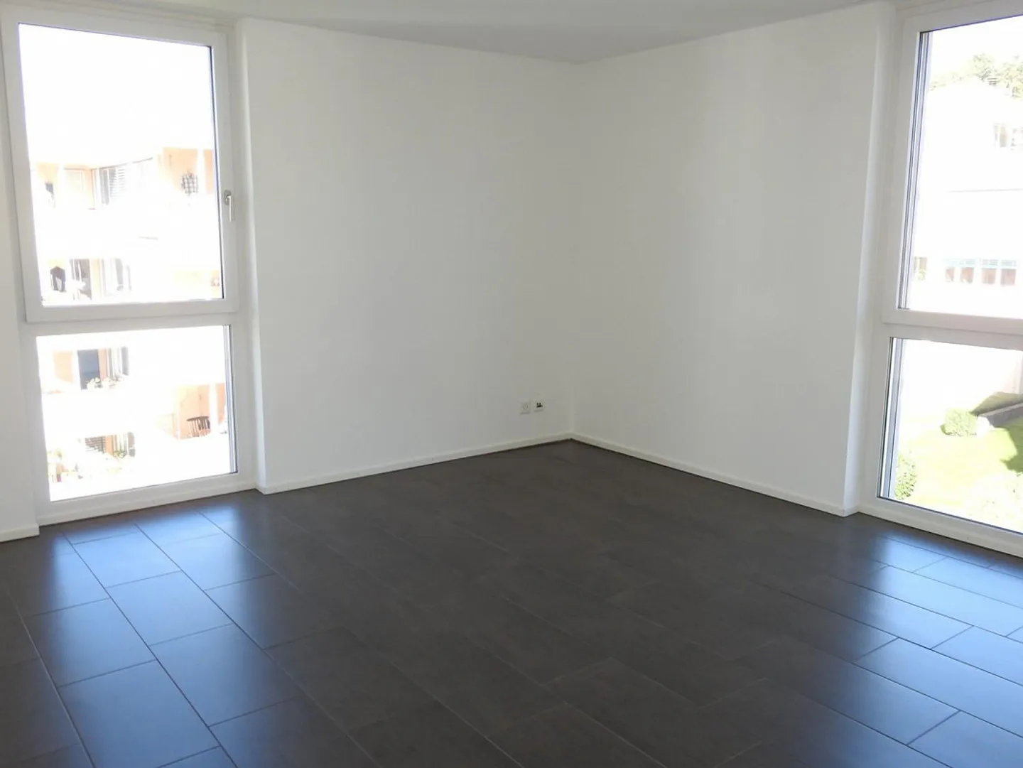 Vivere moderno con balcone soleggiato e vista - Foto 7 di 12