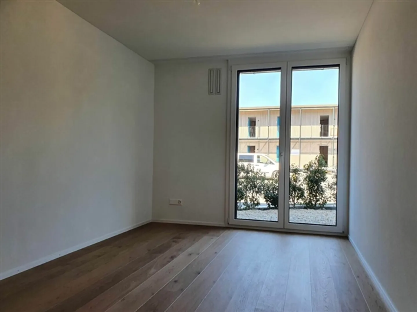 Modern, high-quality 3.5-room ground floor apartment for rent - Photo 6 of 12