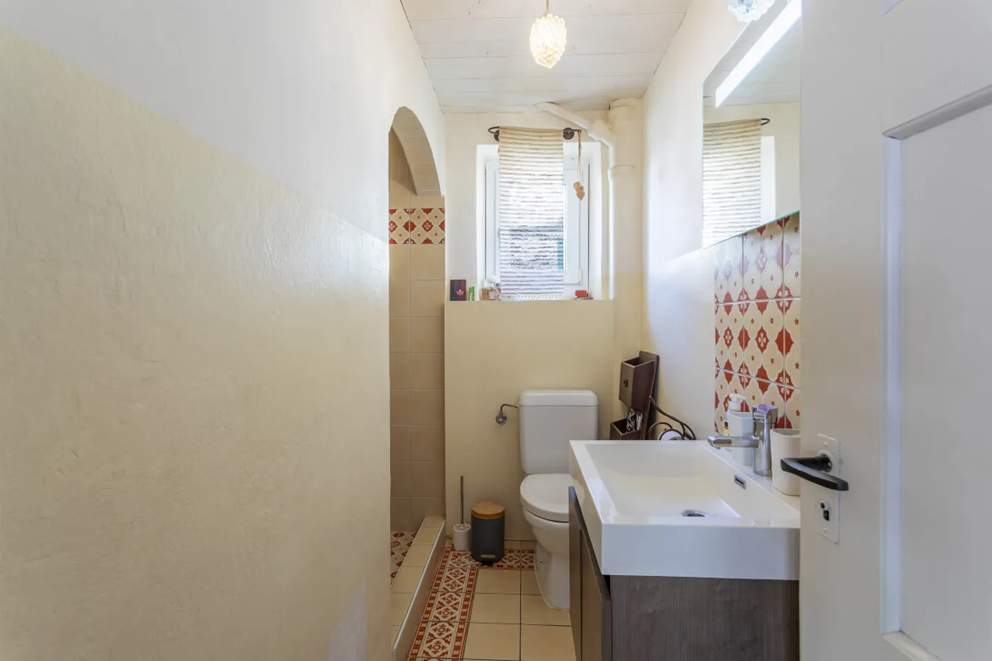 Perfect Residential House (or Rental Property) in Champagne! - Photo 3 of 13