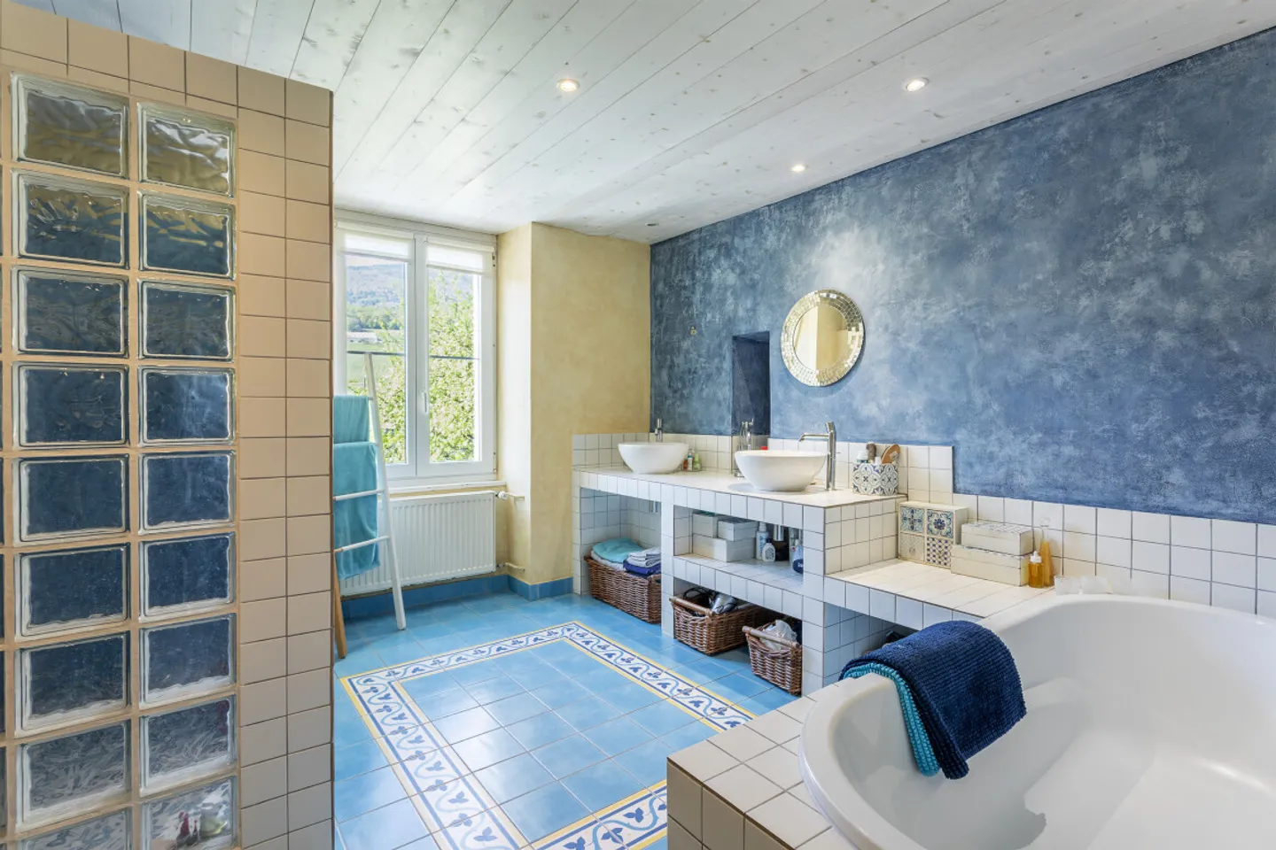 Perfect Residential House (or Rental Property) in Champagne! - Photo 6 of 13