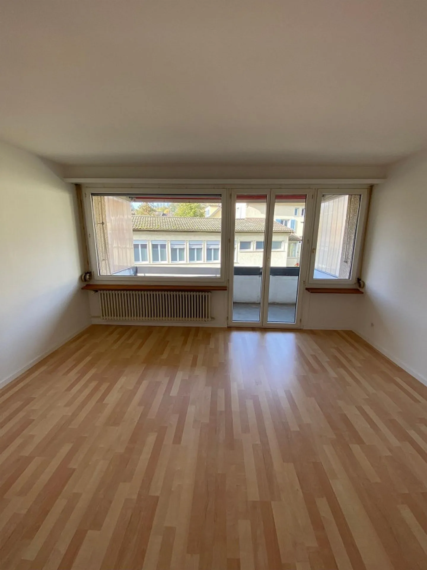 Appartamento in una posizione centrale a Oberwinterthur! - Foto 3 di 12