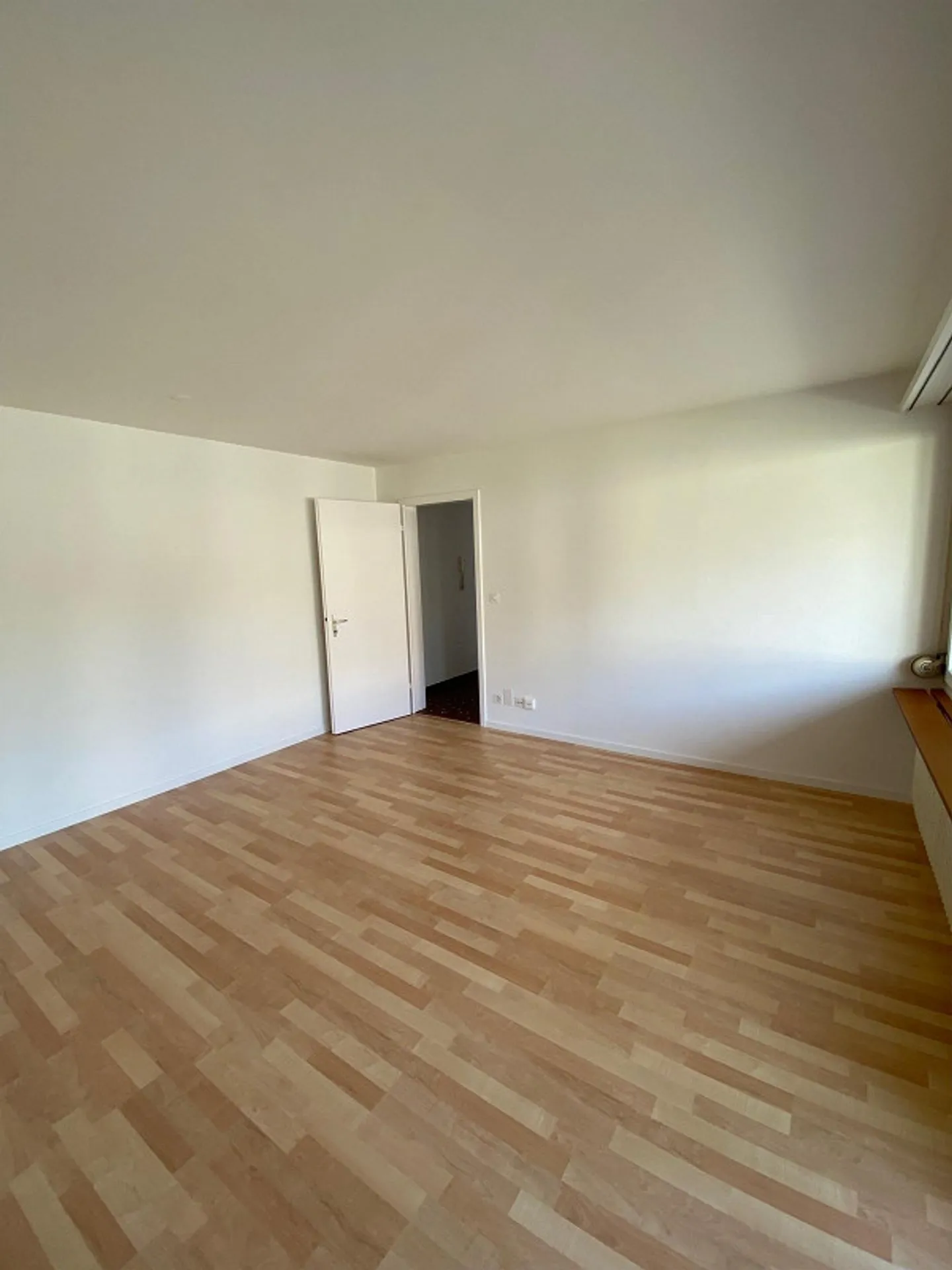 Appartamento in una posizione centrale a Oberwinterthur! - Foto 5 di 12