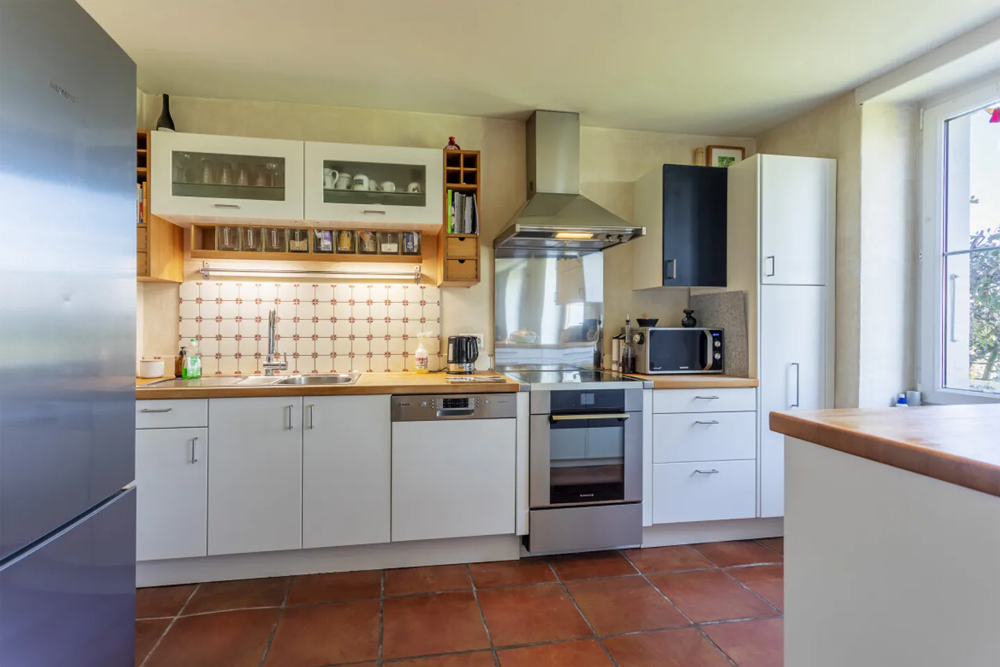 Perfect Residential House (or Rental Property) in Champagne! - Photo 4 of 13