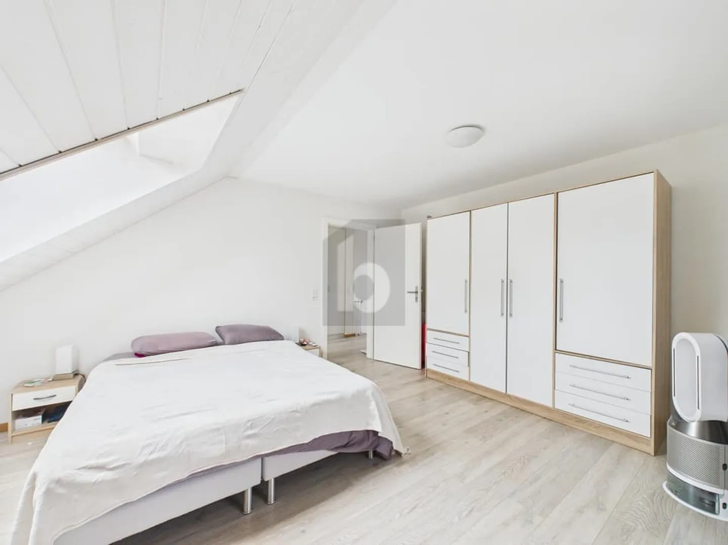 IN THE HEART OF THE COUNTRYSIDE - Photo 3 of 6