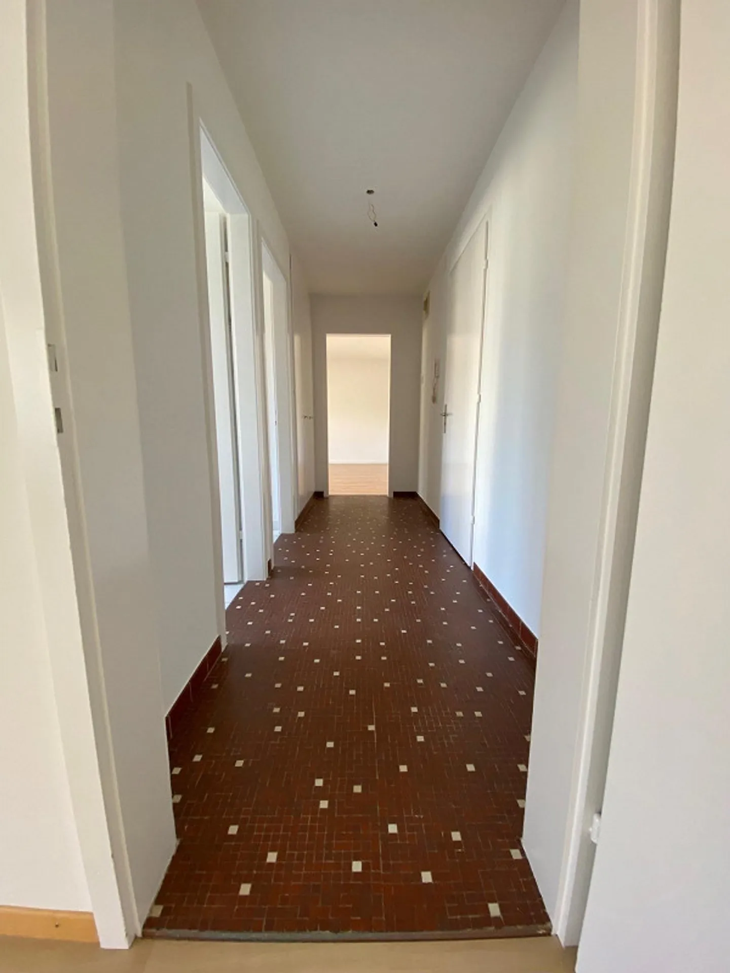 Appartamento in una posizione centrale a Oberwinterthur! - Foto 8 di 12