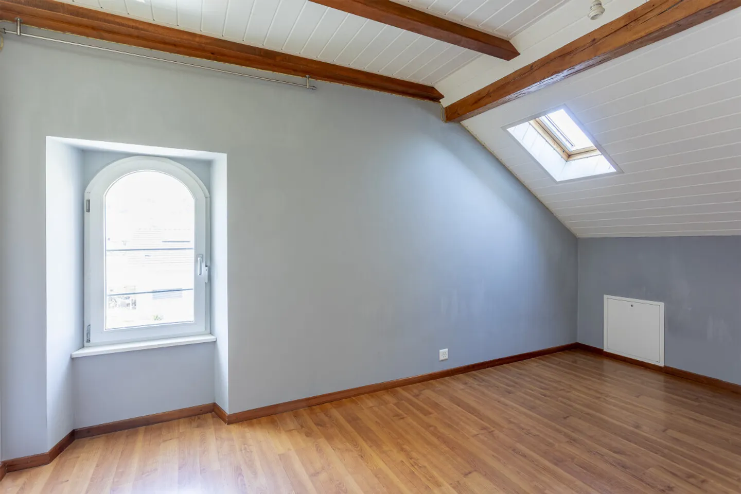 Perfect Residential House (or Rental Property) in Champagne! - Photo 13 of 13