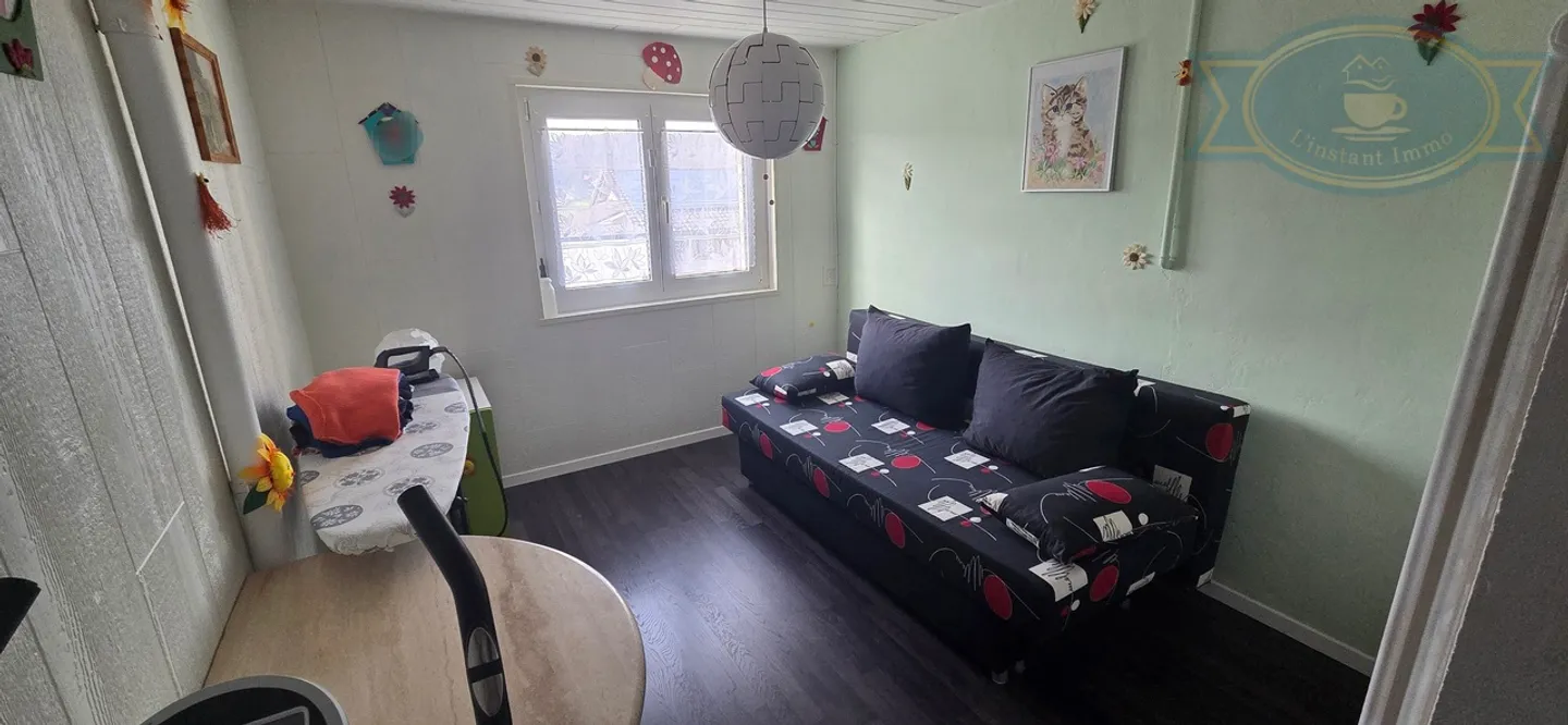 Geräumiges Haus mit freiem Blick und großem Grundstück in Coeuve - Foto 11 von 15