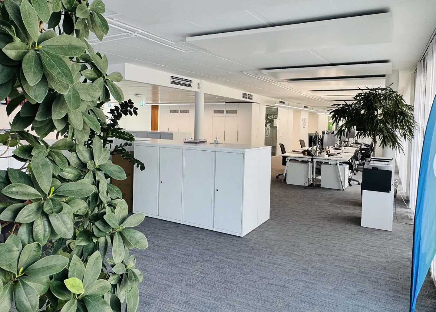 Spazio ufficio (circa 700 m²) in posizione centrale a Zug - Cercasi subentrante - Foto 3 di 7