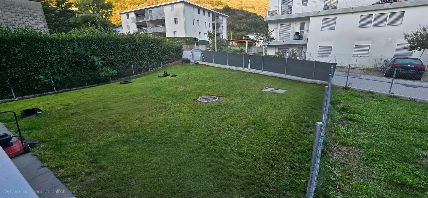 Affittasi appartamento di 3.5 locali con giardino privato - Foto 3 von 9