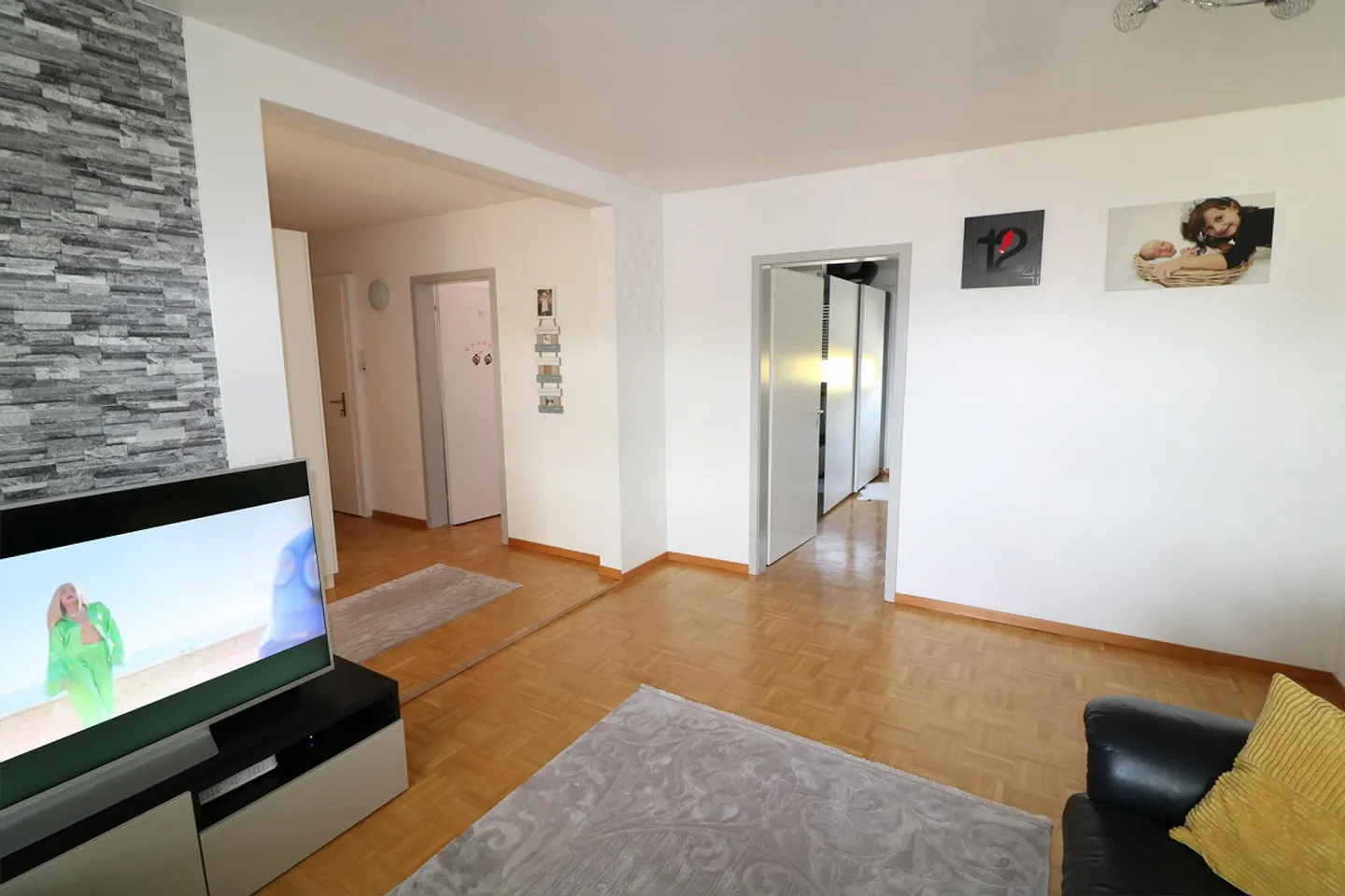 Renovierte Wohnung im Büttenberg - Foto 3 von 6