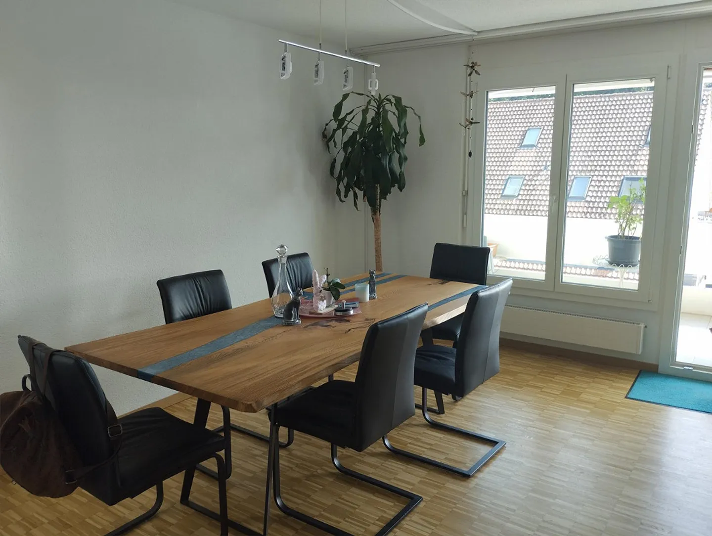 3 1/2 Room Apartment with Large Balcony - Photo 4 of 11