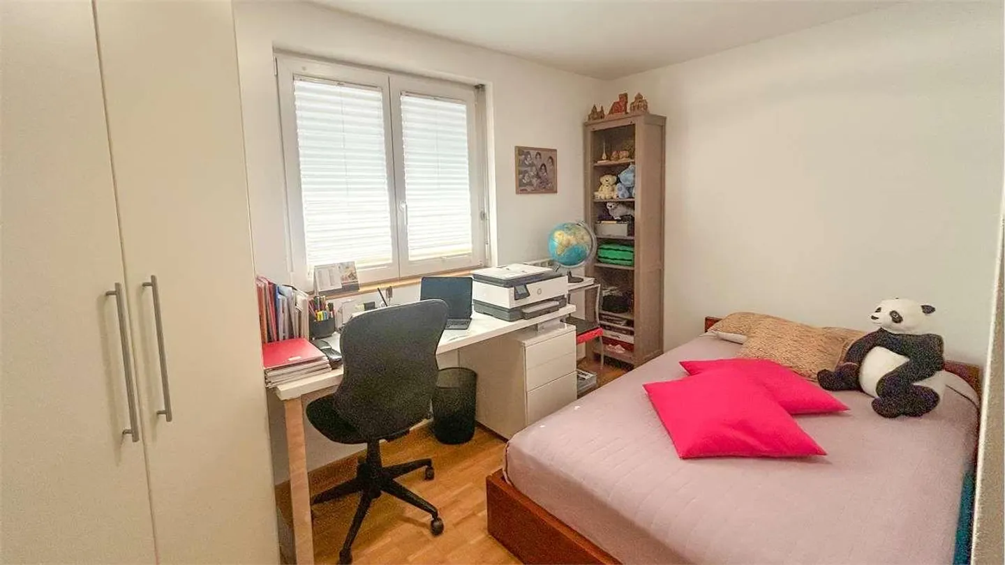 MAISONETTE 4,5 LOCALI A DUE PASSI DAL LAGO - Foto 9 di 10