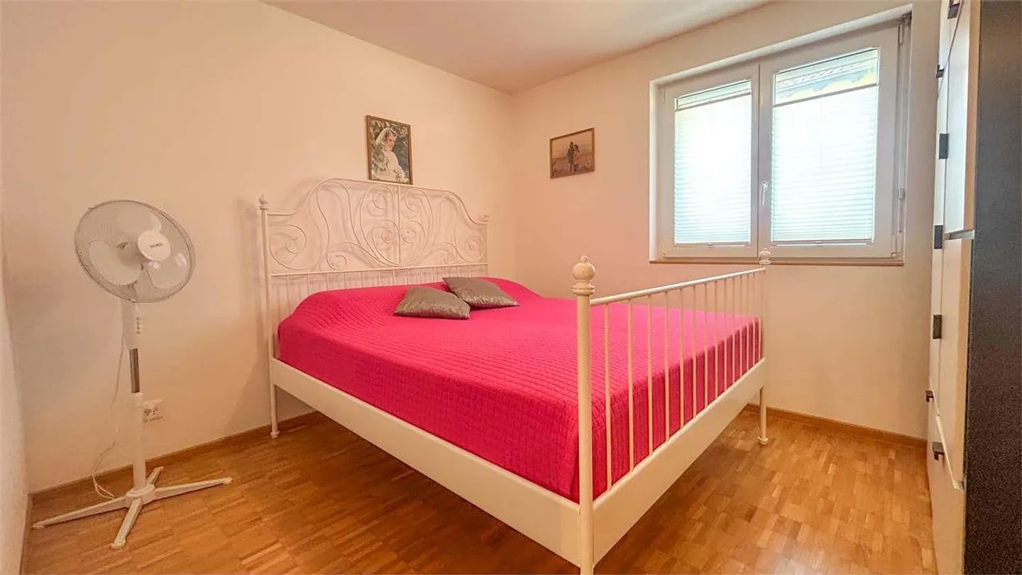MAISONETTE 4,5 LOCALI A DUE PASSI DAL LAGO - Foto 8 di 10