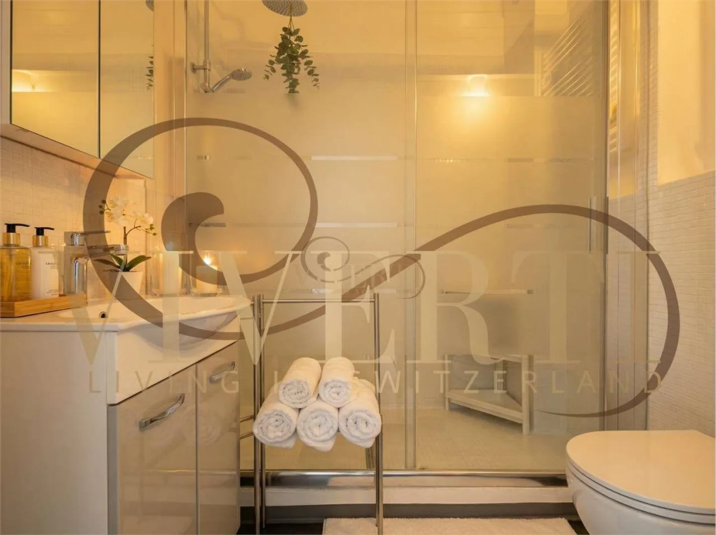 BÂTIMENT AVEC 4 APPARTEMENTS À MORCOTE - Photo 3 sur 10